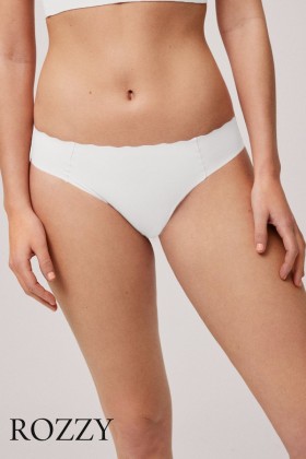Трусы бикини обрезные Ysabel Mora 19339 белый